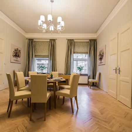 Appartement Royal With Sauna And Billiards *