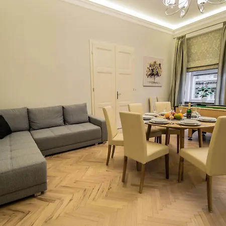 Appartement Royal With Sauna And Billiards *