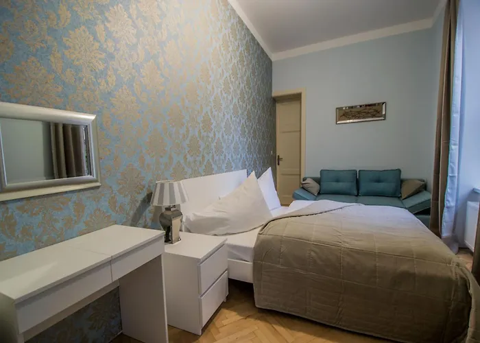 Royal With Sauna And Billiards Praha
