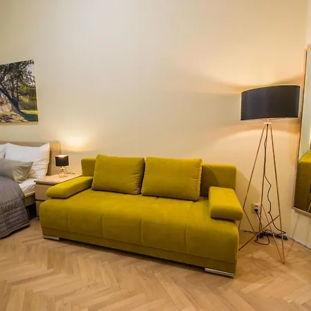 Royal With Sauna And Billiards Apartment *