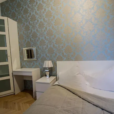 Royal With Sauna And Billiards Apartment *